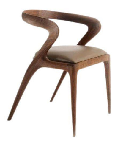 La Chaise Orbis en Noyer Sculpté 1