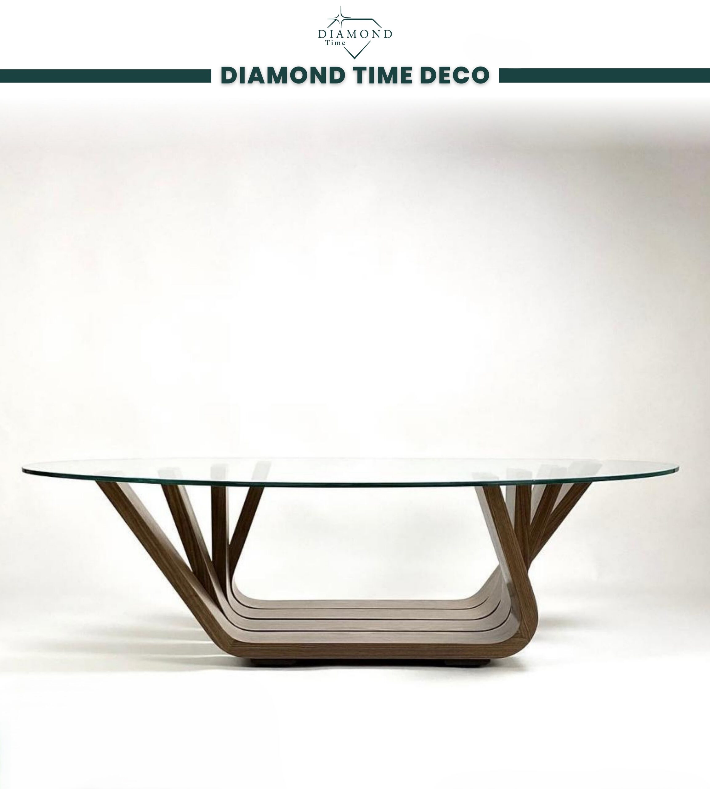 Table de repas avec pied géométrique